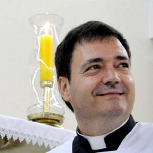 Padre Édison de Souza Müller